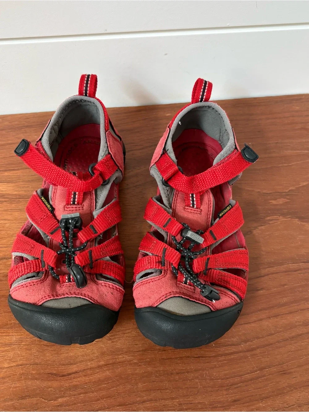 KEEN Kids' Seacamp II CNX Red Sandals Shoes Size 13 Hiking Outdoor Water Comfort